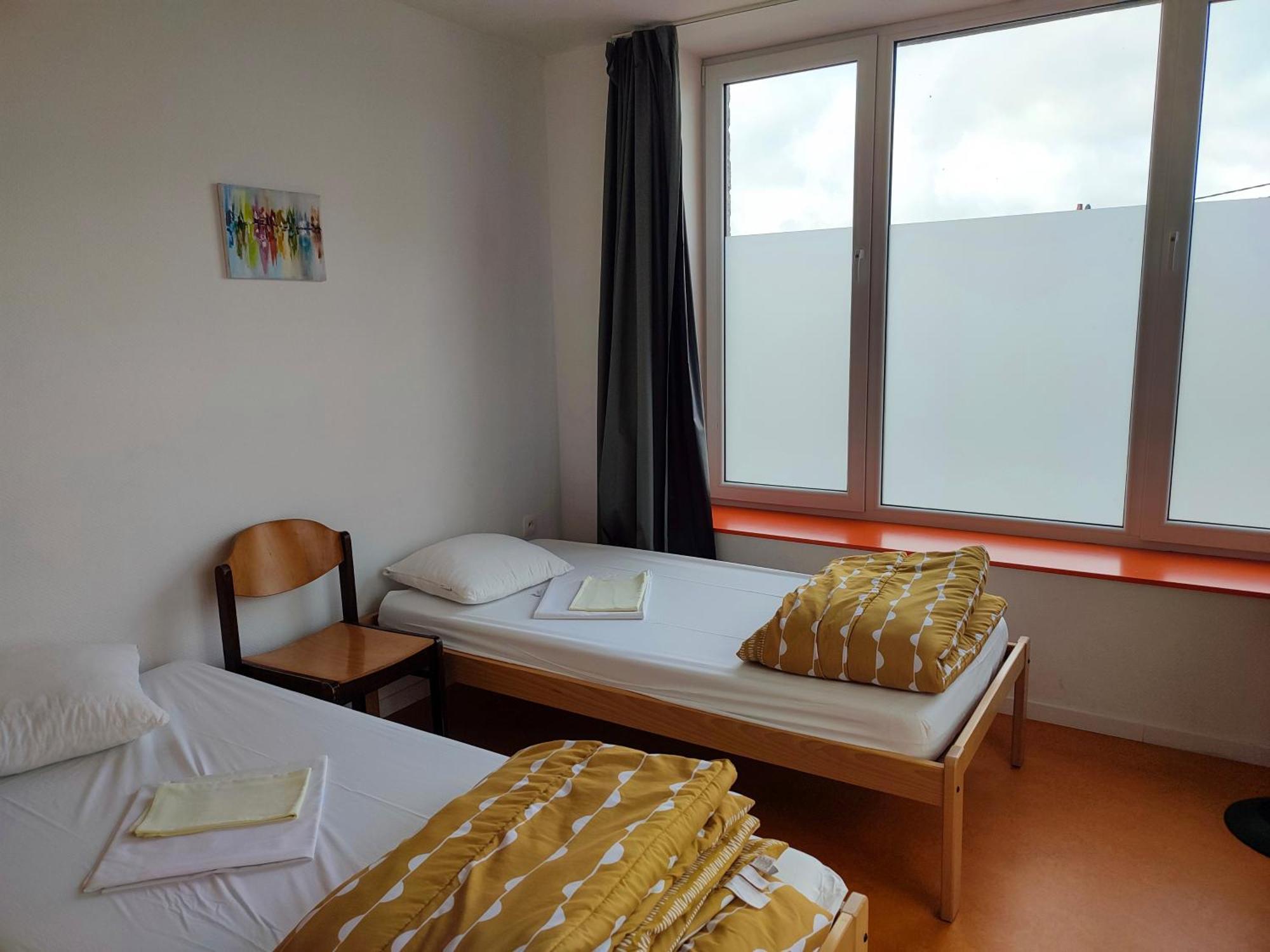 Le Fagotin - Youth Hostel Стумон Экстерьер фото