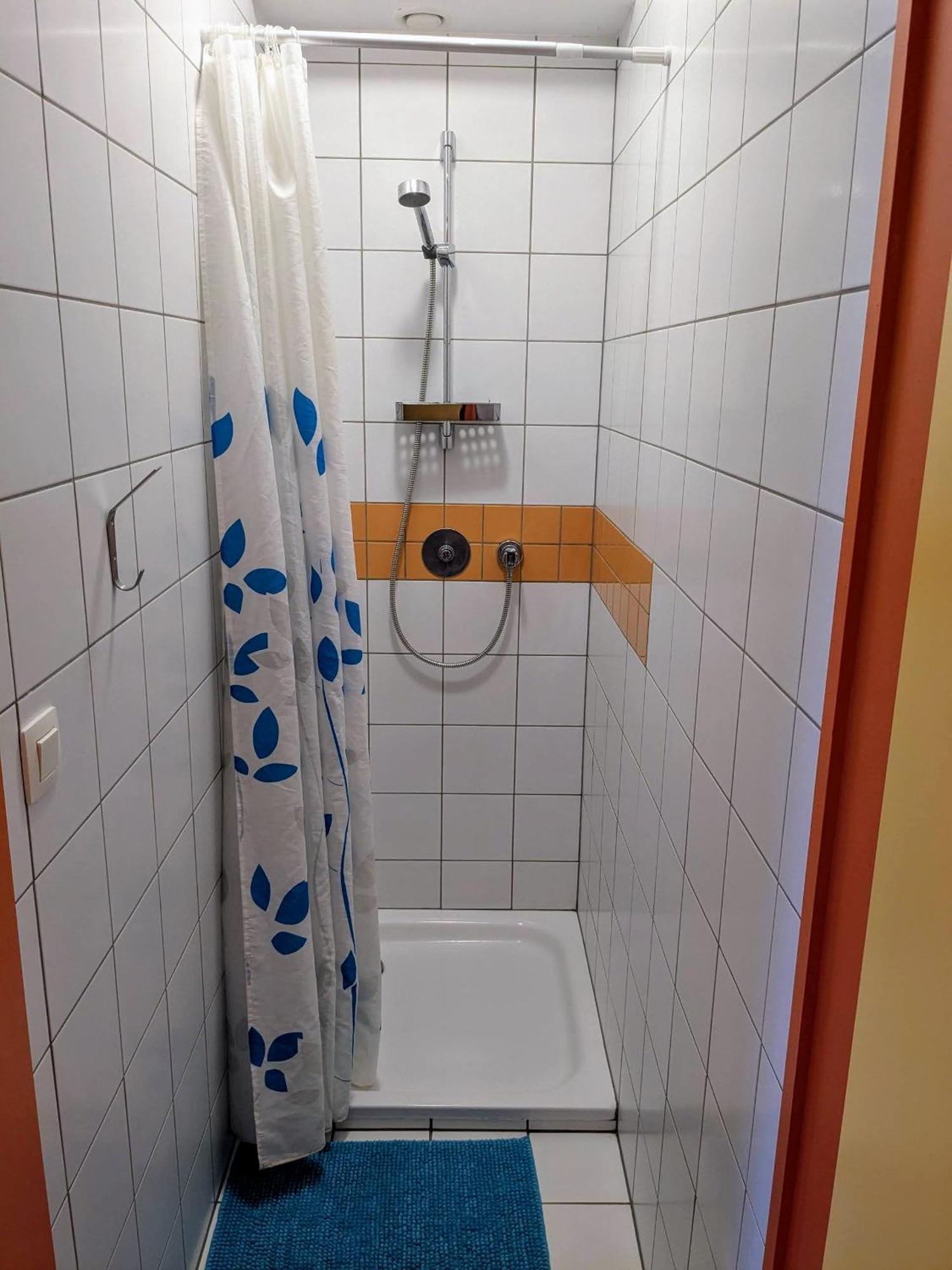 Le Fagotin - Youth Hostel Стумон Экстерьер фото